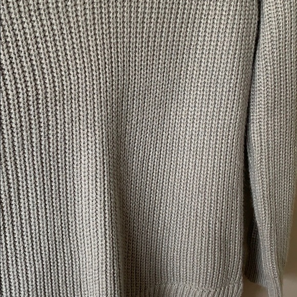 Beautiful grey glittery warm sweater - rarely worn - Picture 5 of 5